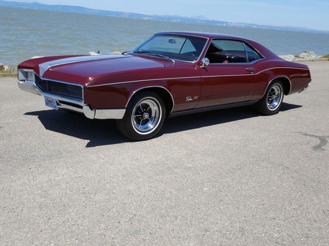 stunning rust-free classic 1966 buick riviera 425 nailhead v8 with gs trimmings!