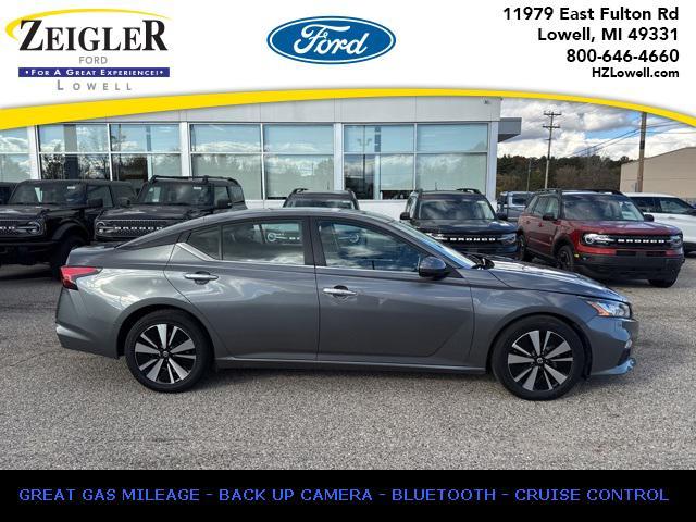 2021 nissan altima 2.5 sv