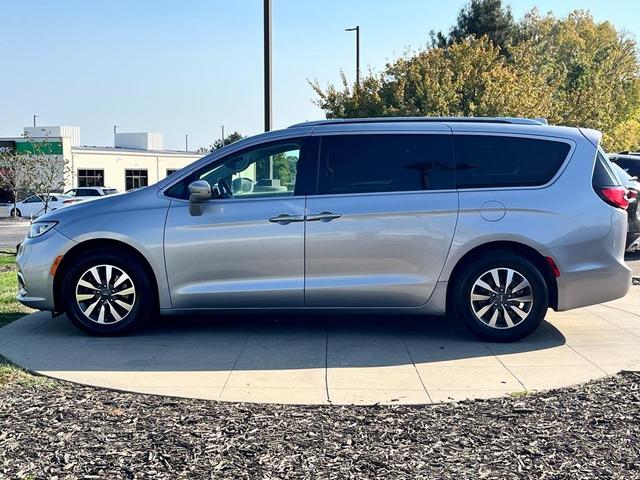 2021 chrysler pacifica touring-l