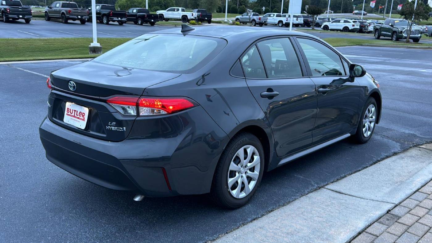 2024 toyota corolla hybrid le