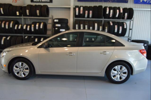 2014 chevrolet cruze ls auto ls auto 4dr sedan w/1sb for sale in brattleboro, vermont