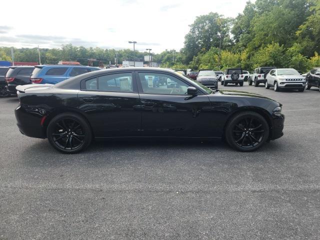 2018 dodge charger sxt plus