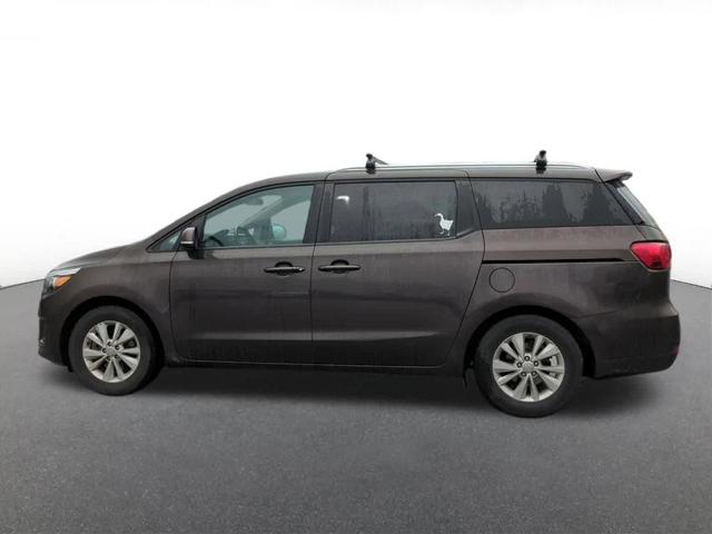 2017 kia sedona lx