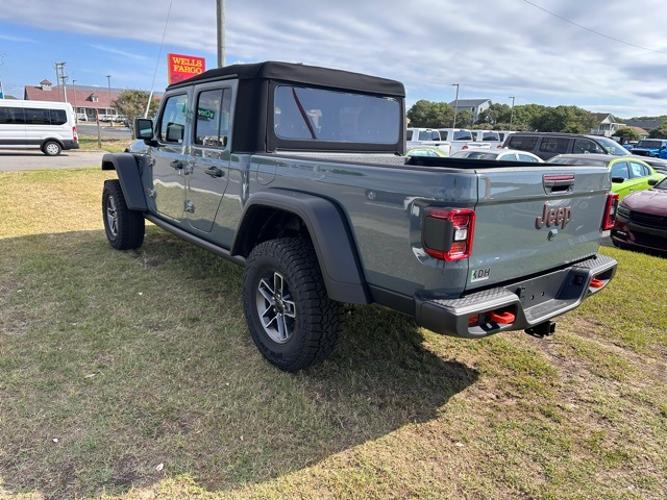 new 2024 jeep gladiator mojave
