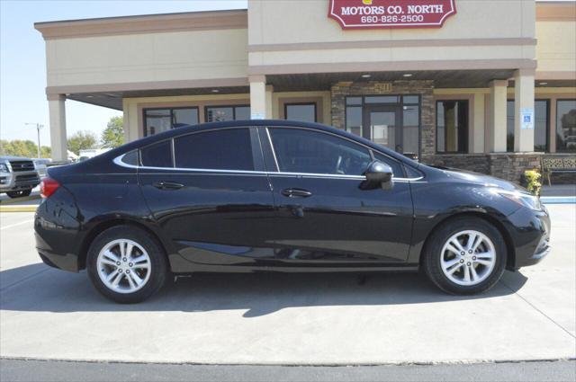 2017 chevrolet cruze lt
