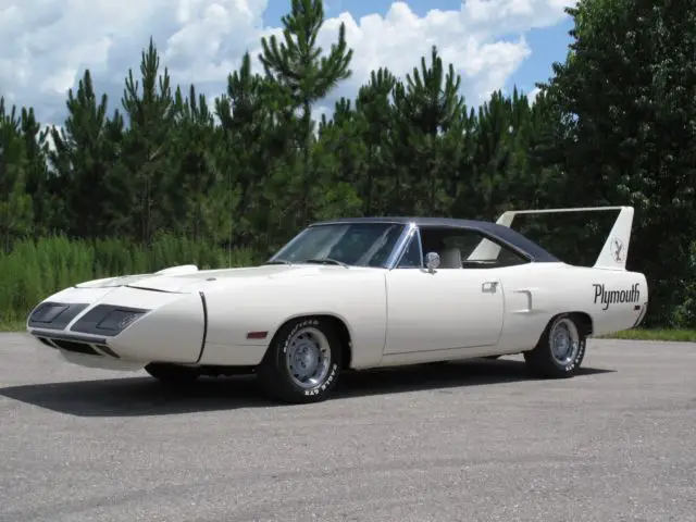 fully restored 1970 plymouth superbird, 440ci v-8 and 727 torqueflight automatic