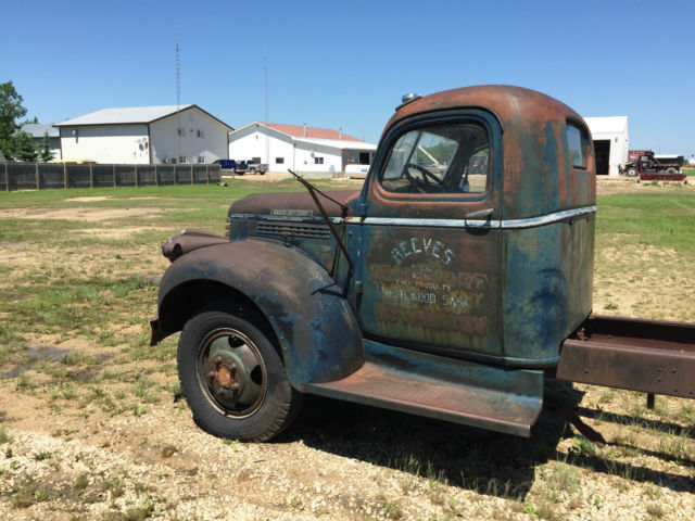 1946 chevrolet maple leaf truck extremely rare canadian edition car hauler roll