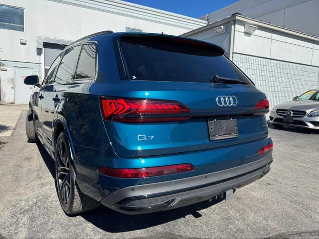 2022 audi q7 55 prestige