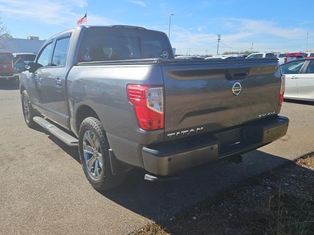 2019 nissan titan sv