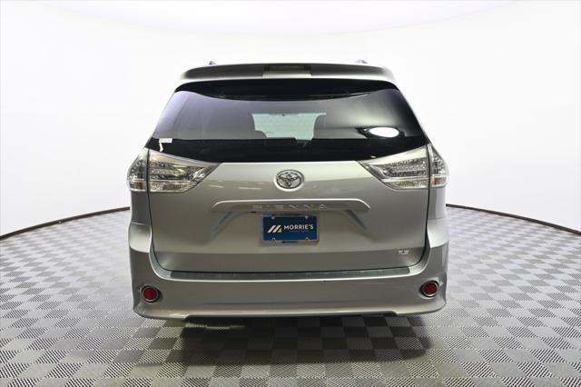 2013 toyota sienna se