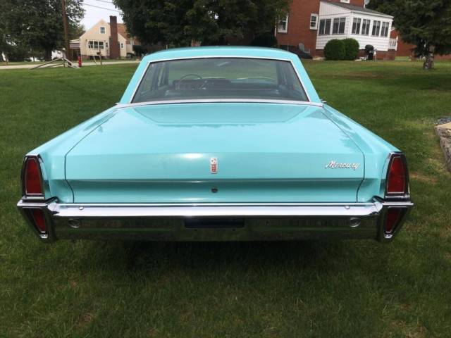 1965 mercury monterey 4-door