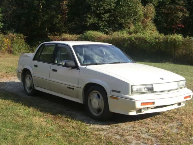 cutlass calais international series like 442 with 5 speed manual only 46k miles
