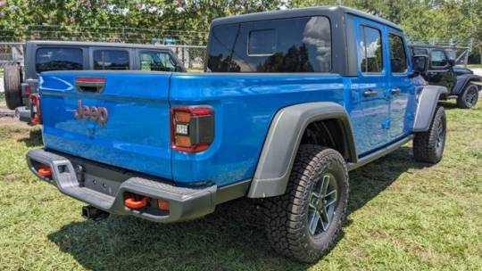2024 Jeep Gladiator