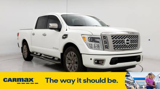 2017 Nissan Titan