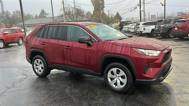 2023 toyota rav4 le