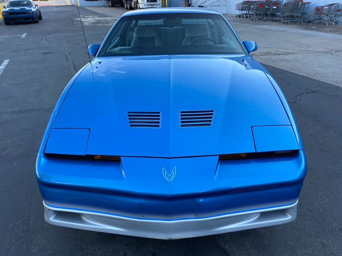 1985 pontiac firebird trans am original 5 speed manual