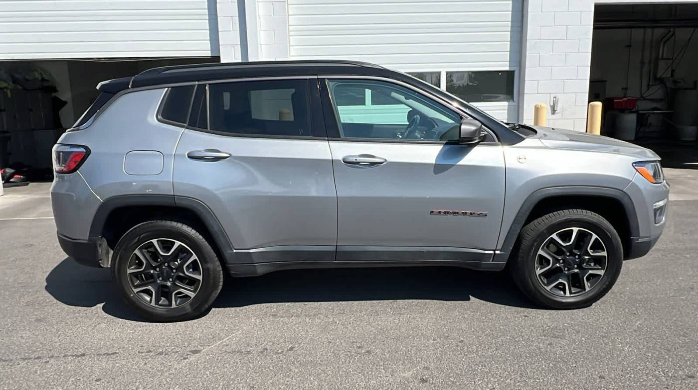2021 jeep compass trailhawk