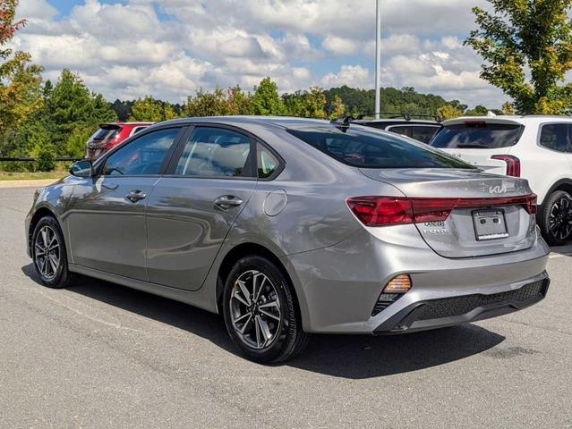 2024 kia forte lxs