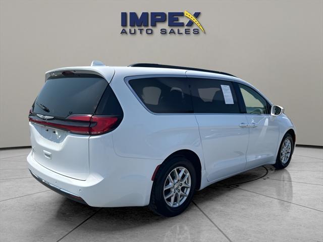 2022 chrysler pacifica touring l
