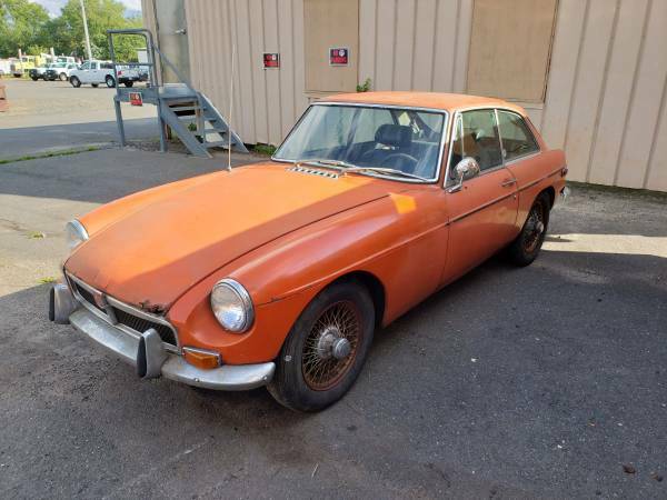 1972 mg gt