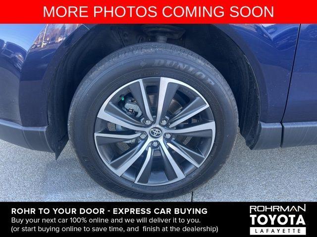 2021 toyota venza le