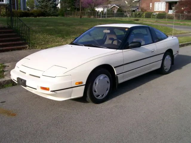 1989 nissan 200sx hatchback