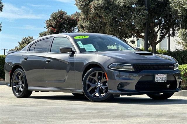 2019 dodge charger gt