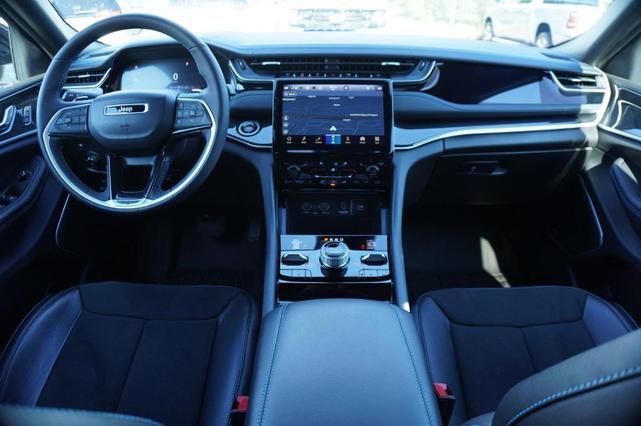 2023 jeep grand cherokee 4xe trailhawk