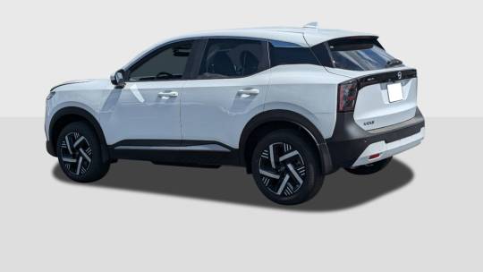 2025 Nissan Kicks