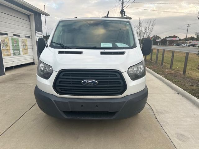 2017 ford transit-150 base