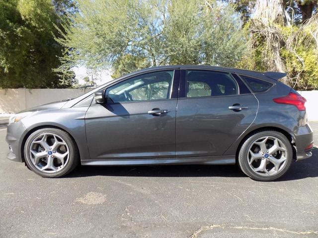 2015 ford focus st base