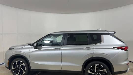 2024 Mitsubishi Outlander