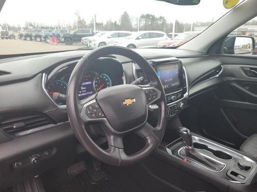 2020 chevrolet traverse in minneapolis, minnesota