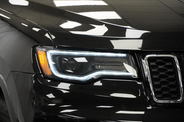 2022 jeep grand cherokee limited x