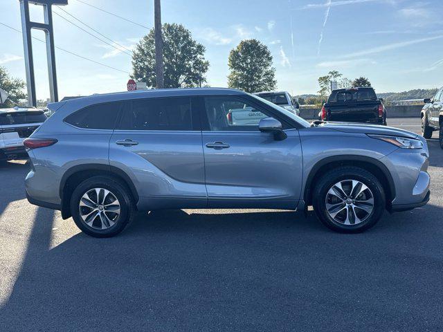 2020 toyota highlander xle