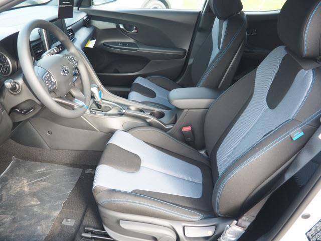 2019 hyundai veloster 2.0l 3dr coupe 6m for sale in triadelphia, west virginia