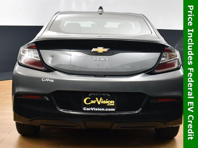2017 chevrolet volt lt