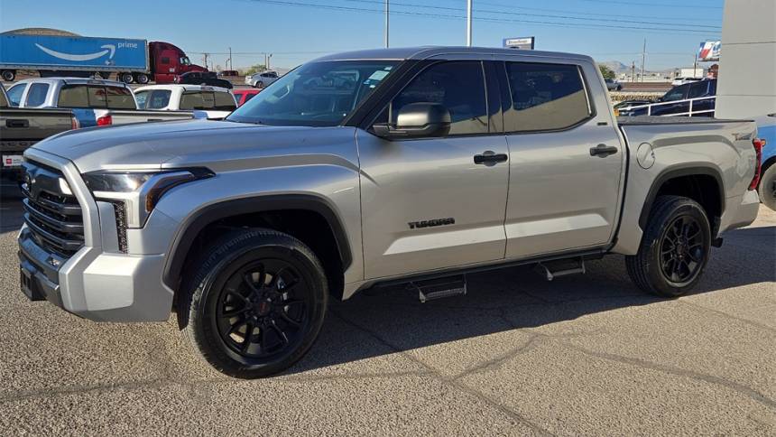 2022 toyota tundra sr5