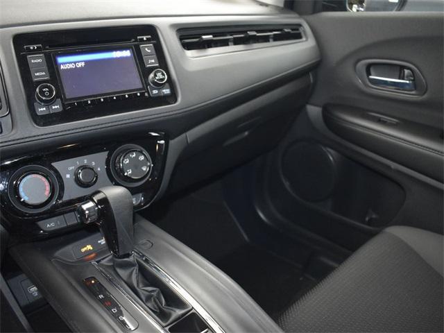 2022 honda hr-v lx