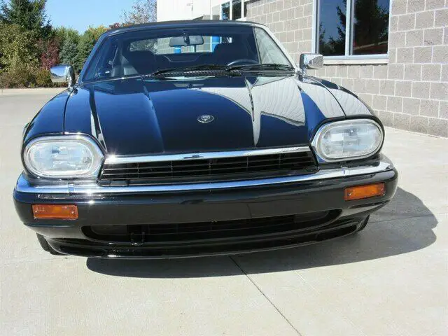 just 25k actual miles!!! one owner car!!!