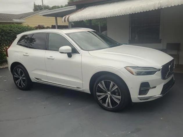 2022 volvo xc60 b5 inscription