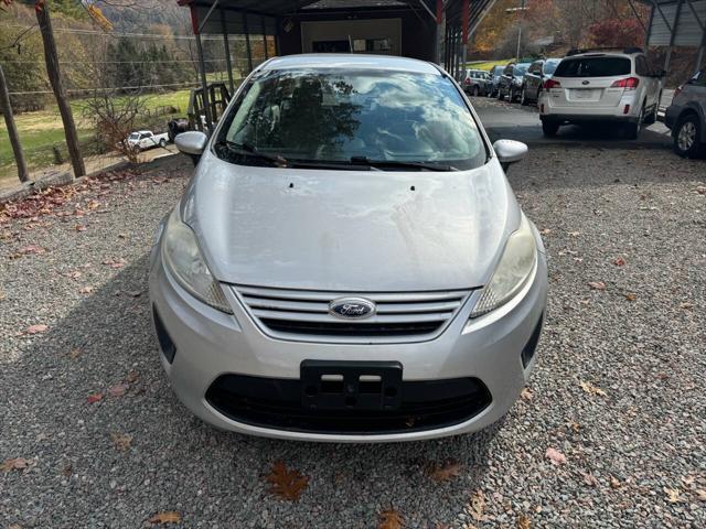 2013 ford fiesta s 4dr sedan