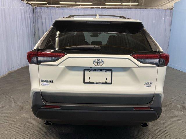 2022 toyota rav4 xle premium