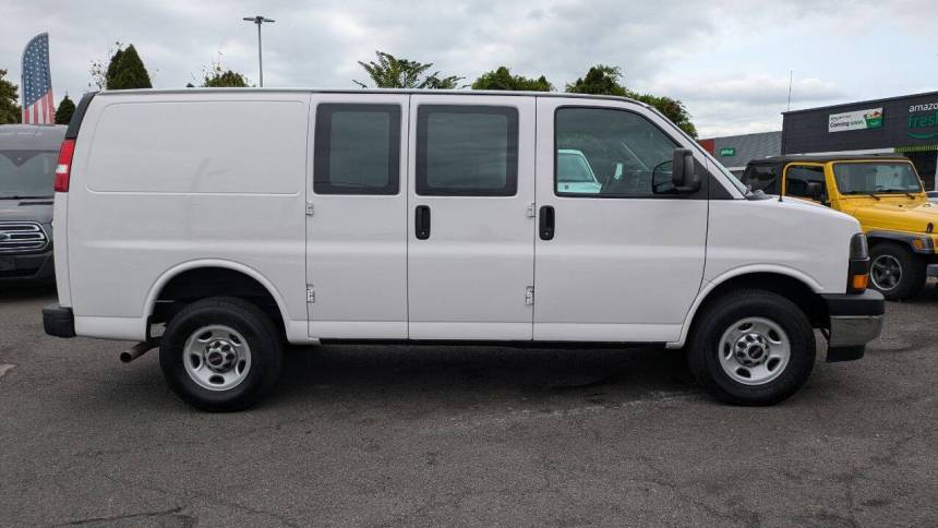 2021 gmc savana 2500