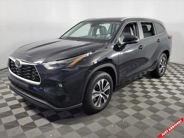 2023 toyota highlander xle