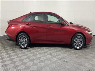 2024 Hyundai Elantra blue