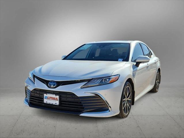 2023 toyota camry hybrid xle