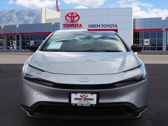 2023 toyota prius le