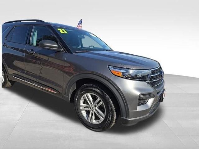 2021 ford explorer xlt
