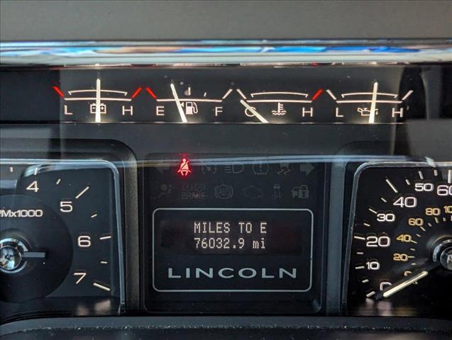 2013 lincoln navigator base